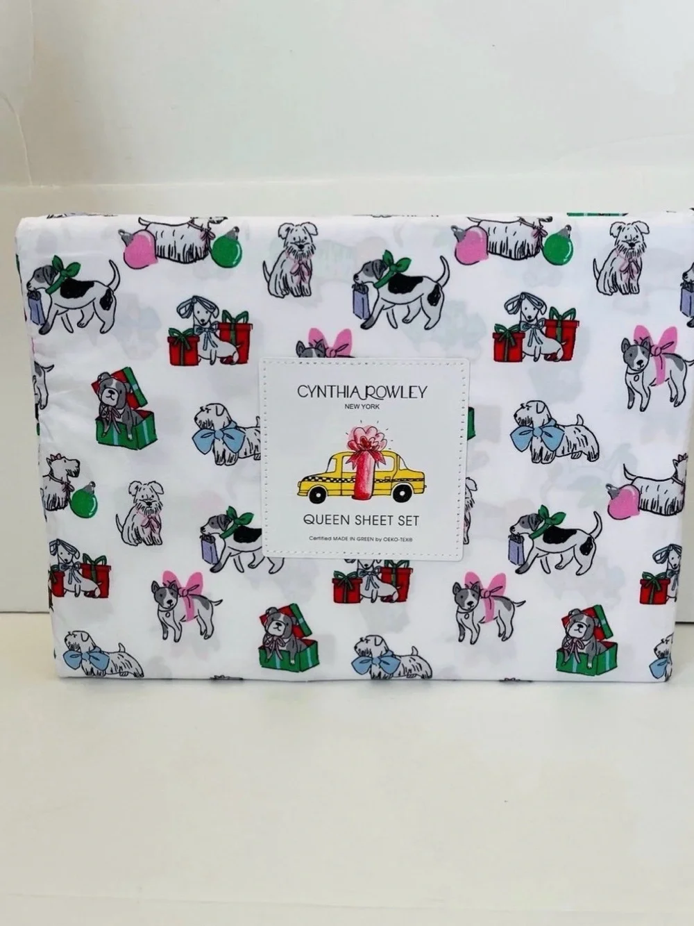 Cynthia Rowley Puppy Cheer Queen Size Sheet Set Presents Bows Ornaments Gifts